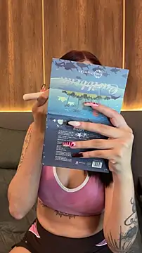 Snapshot of AliceRitter chatting on 10-17-25, 06:10 AliceRitter online show from 10-17-25, 06:10