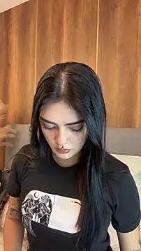 Snapshot of AliceRitter chatting on 11-14-25, 05:27 AliceRitter online show from 11-14-25, 05:27