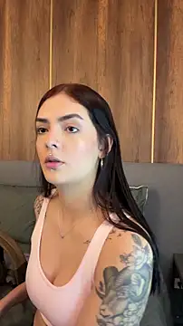 Snapshot of AliceRitter chatting on 10-16-25, 06:38 AliceRitter online show from 10-16-25, 06:38