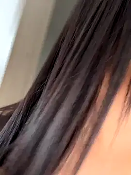 Lu090  online show from 12-04-25, 04:06