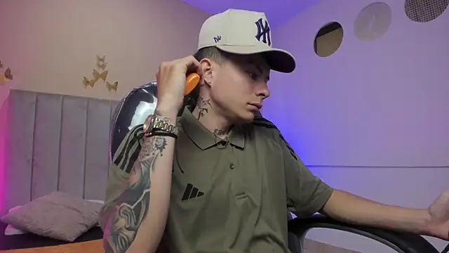 Nascary Fox online show from 03-24-26, 12:27