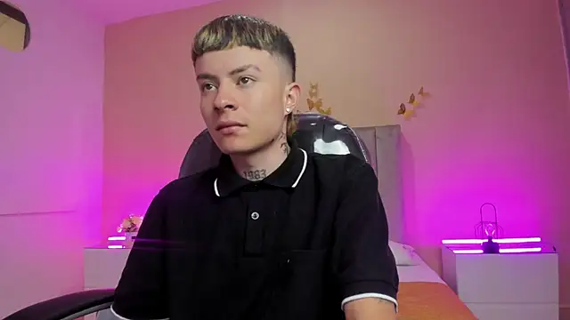 Nascary Fox online show from 04-02-26, 12:45