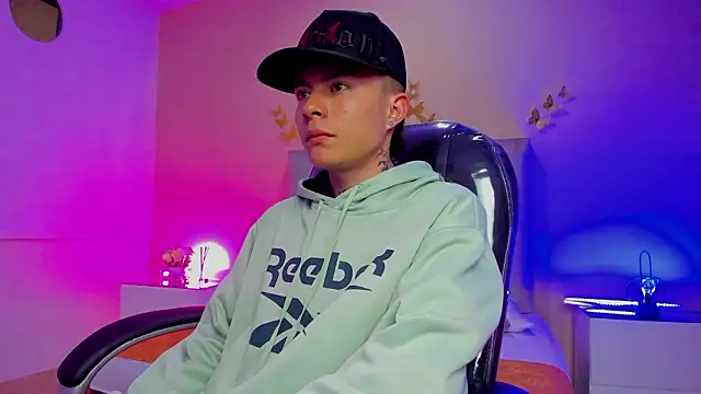 Nascary Fox online show from 03-18-26, 12:41