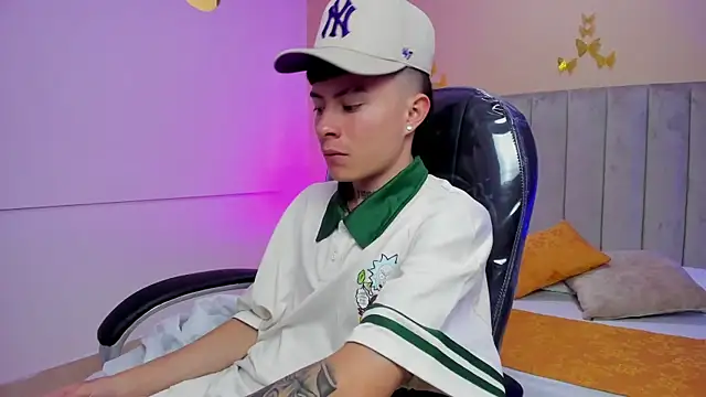 Nascary Fox online show from 01-16-26, 08:35