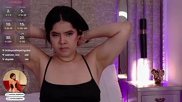 Martina-Roberts- online show from 11-05-25, 04:04