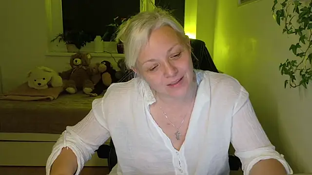 Linsy Kim online show from 03-13-26, 10:37