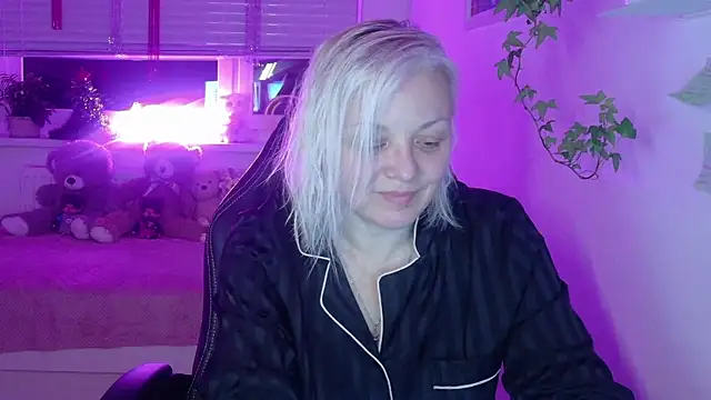 Linsy Kim online show from 01-09-26, 06:48