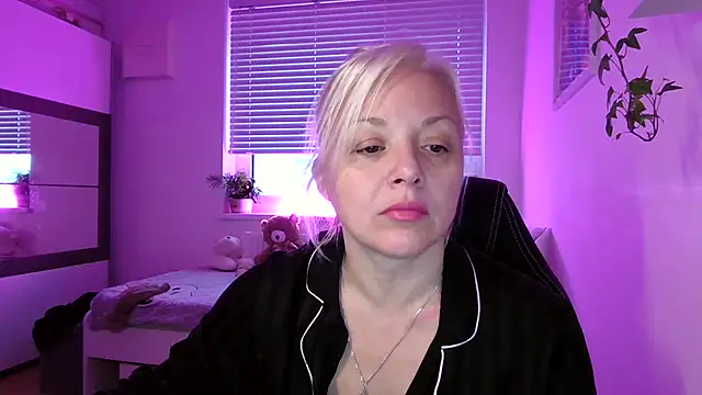 Linsy Kim online show from 11-27-25, 06:47