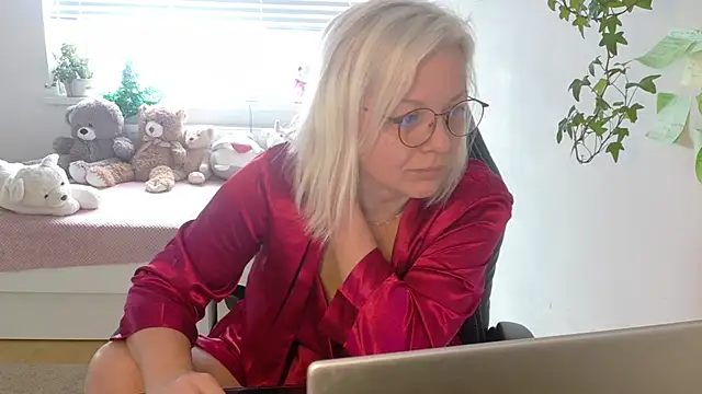 Linsy Kim online show from 02-08-26, 10:35