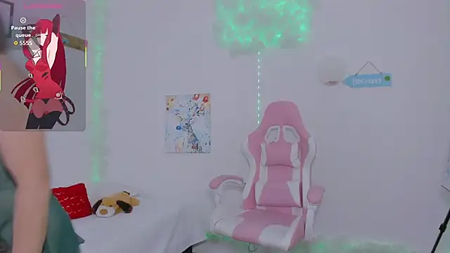 milfAaura online show from 09-30-25, 02:06