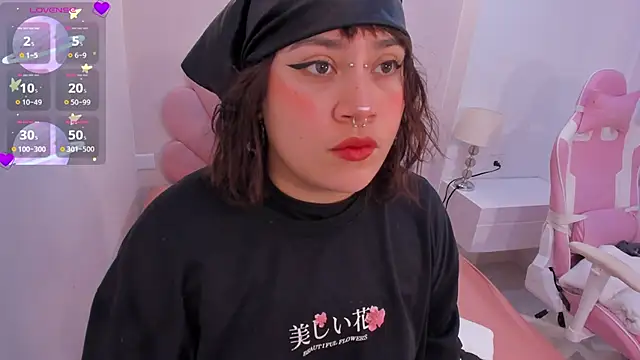 mia yeager online show from 10-12-25, 03:52