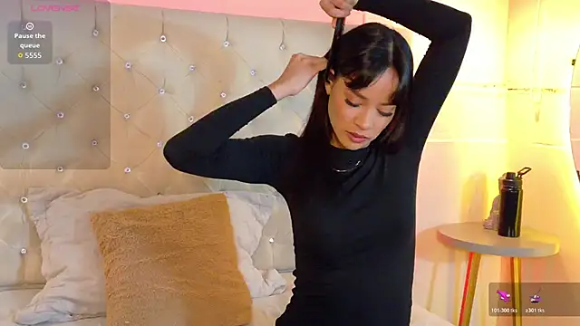 Snapshot of CathMellow chatting on 02-19-26, 07:22 CathMellow online show from 02-19-26, 07:22