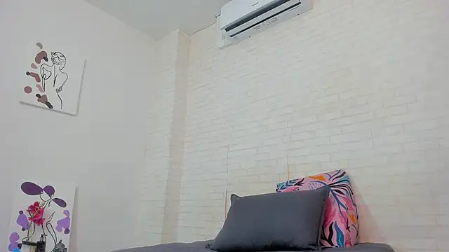 scarlett646 online show from 09-19-25, 03:10