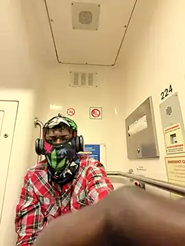 Vikehim online show from 11-16-25, 04:17