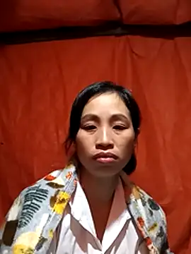 Snapshot of misa_00 chatting on 11-13-25, 08:24 misa 00 online show from 11-13-25, 08:24