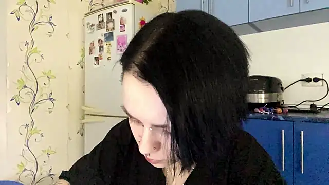CandaceBlaze online show from 10-04-25, 08:21