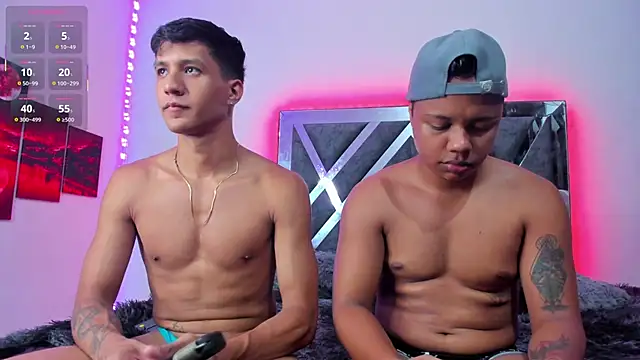 Snapshot of Robertmiller21 chatting on 09-11-25, 04:34 Robertmiller21 online show from 09-11-25, 04:34