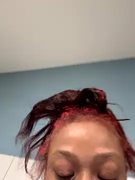 Snapshot of Tishrella6 chatting on 11-29-25, 09:15 Tishrella6 online show from 11-29-25, 09:15