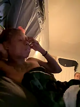 Snapshot of Tishrella6 chatting on 12-05-25, 04:22 Tishrella6 online show from 12-05-25, 04:22