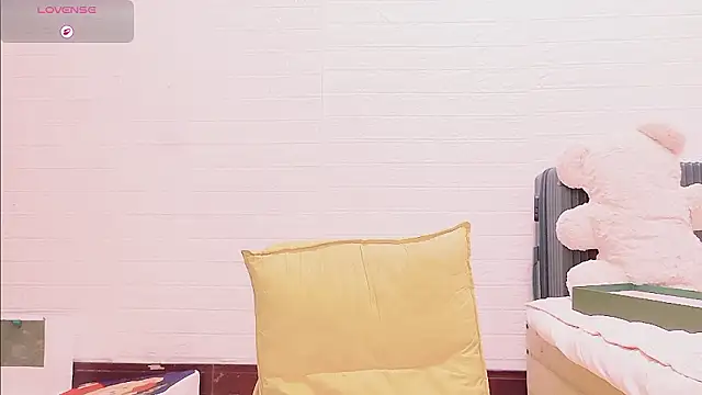 marina-cutegirll online show from 02-24-26, 01:01