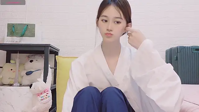 marina-cutegirll online show from 10-02-25, 11:57