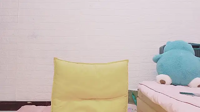 marina-cutegirll online show from 10-20-25, 11:33