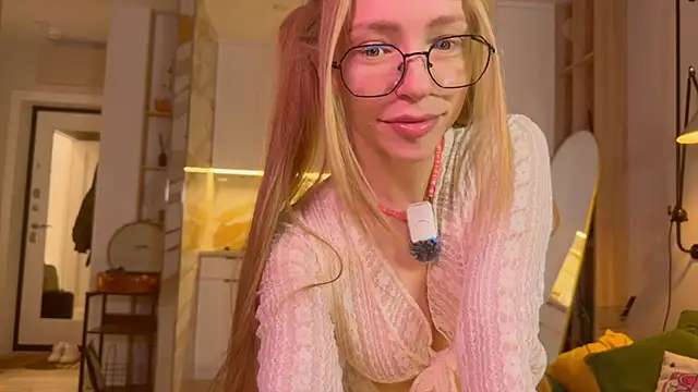 BritaKiss online show from 04-11-26, 03:36