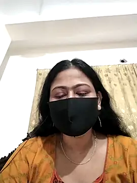 Snapshot of Neha-37 chatting on 10-07-25, 02:29 Neha-37 online show from 10-07-25, 02:29