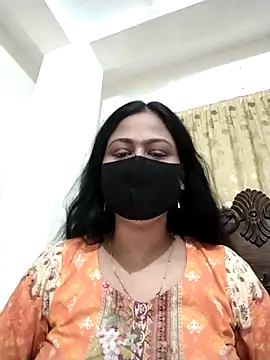 Snapshot of Neha-37 chatting on 10-17-25, 04:20 Neha-37 online show from 10-17-25, 04:20