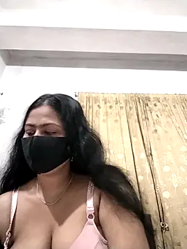 Snapshot of Neha-37 chatting on 09-10-25, 04:28 Neha-37 online show from 09-10-25, 04:28