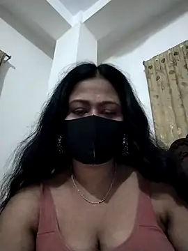 Snapshot of Neha-37 chatting on 09-30-25, 05:19 Neha-37 online show from 09-30-25, 05:19