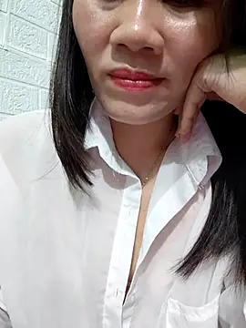 Singlemom69x online show from 11-16-25, 03:00