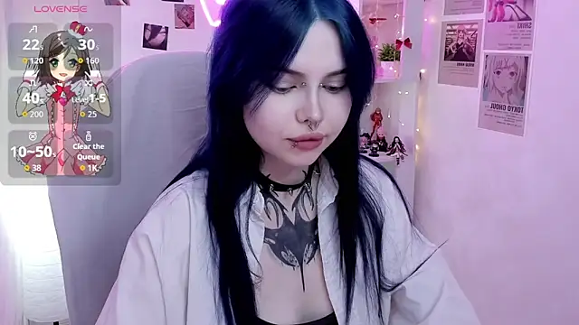 Snapshot of Morana_Batt chatting on 05-18-26, 02:12 Morana Batt online show from 05-18-26, 02:12