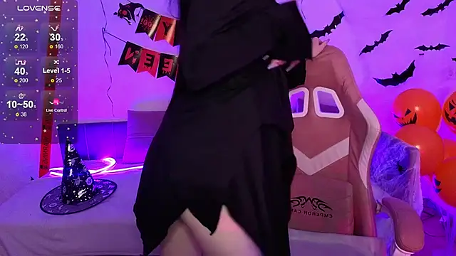 Morana Batt online show from 10-31-25, 02:30