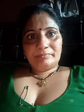 Snapshot of Rakhi99x chatting on 06-11-26, 12:54 Rakhi99x online show from 06-11-26, 12:54