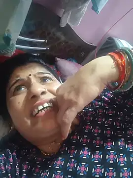 Snapshot of Rakhi99x chatting on 06-05-26, 05:01 Rakhi99x online show from 06-05-26, 05:01