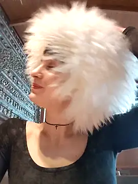 Adeline Perle online show from 10-13-25, 07:21