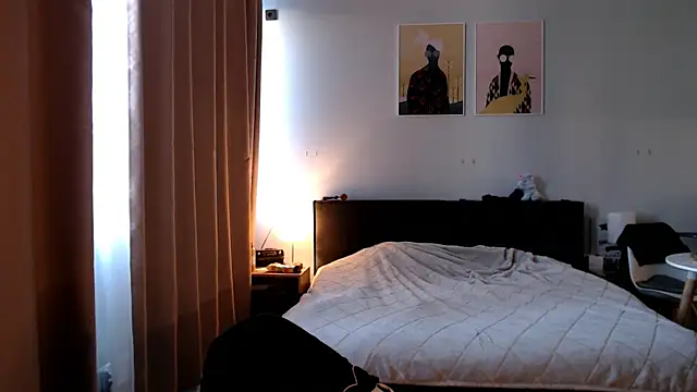 VivianCoke online show from 02-23-26, 10:05