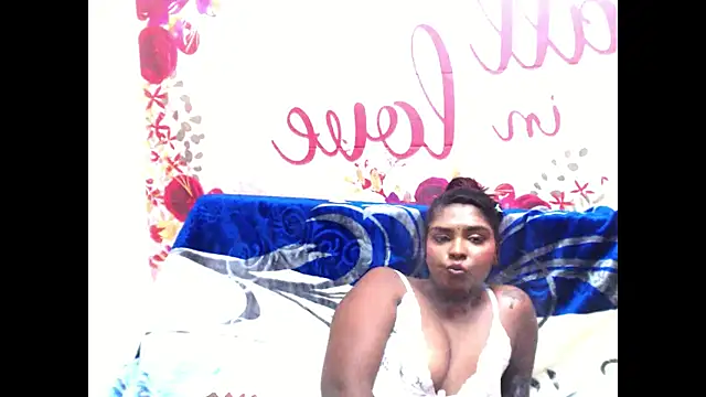 Snapshot of indianmystica694u chatting on 10-10-25, 08:04 indianmystica694u online show from 10-10-25, 08:04