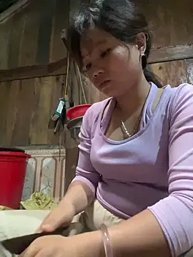Snapshot of Ngoc-bbi chatting on 07-20-26, 10:45 Ngoc-bbi online show from 07-20-26, 10:45