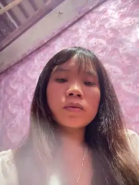 Snapshot of Ngoc-bbi chatting on 05-01-26, 02:00 Ngoc-bbi online show from 05-01-26, 02:00