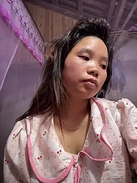 Snapshot of Ngoc-bbi chatting on 05-22-26, 04:38 Ngoc-bbi online show from 05-22-26, 04:38