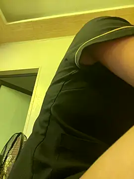 Ngoc-bbi online show from 09-19-25, 12:09