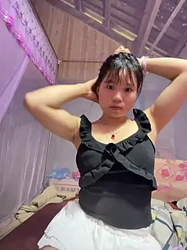 Snapshot of Ngoc-bbi chatting on 05-14-26, 02:08 Ngoc-bbi online show from 05-14-26, 02:08