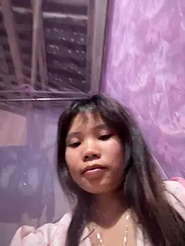 Snapshot of Ngoc-bbi chatting on 05-08-26, 03:27 Ngoc-bbi online show from 05-08-26, 03:27
