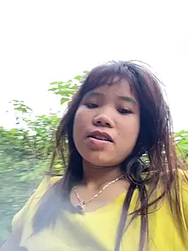Snapshot of Ngoc-bbi chatting on 04-28-26, 12:20 Ngoc-bbi online show from 04-28-26, 12:20