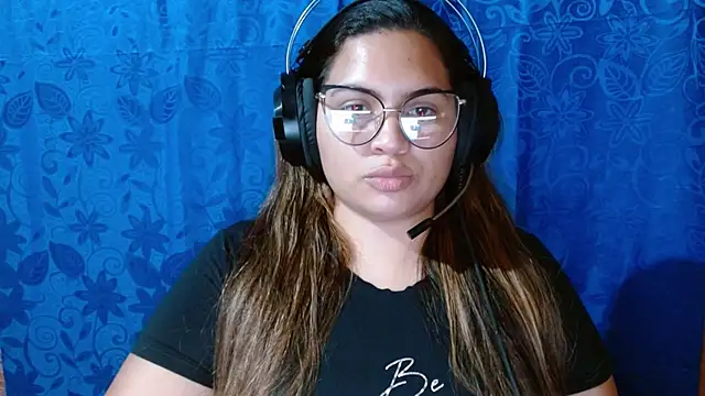 Snapshot of coco_curvy chatting on 10-13-25, 03:41 coco curvy online show from 10-13-25, 03:41