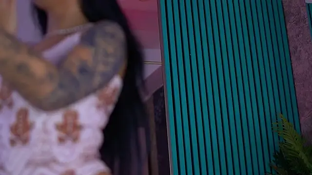 ArabellaPosh online show from 12-16-25, 05:44