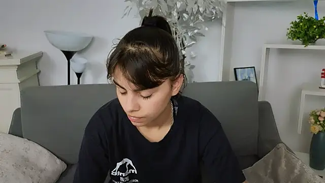 Cocoa Sins online show from 10-17-25, 06:17