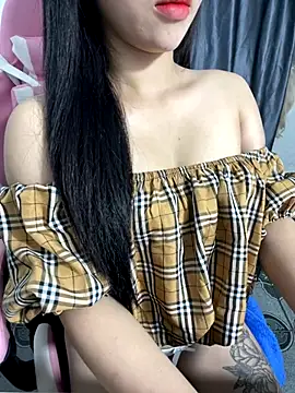 Snapshot of Clara8899 chatting on 10-10-25, 03:46 Clara8899 online show from 10-10-25, 03:46